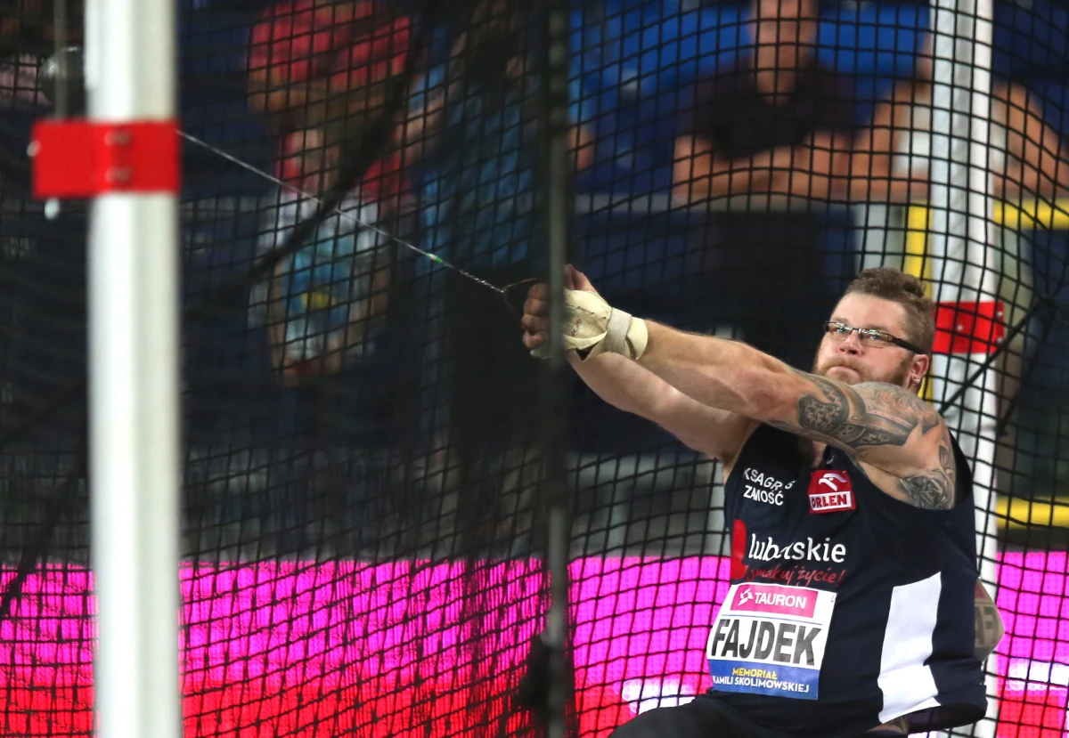 Takiej publiczności na zawodach lekkoatletycznych w Polsce nie było od 50 lat! Kibice, którzy odwiedzili wczoraj Stadion Śląski w Chorzowie, ustanowili rekord frekwencji na memoriale Kamili Skolimowskiej. Na trybunach „Kotła Czarownic” zasiadło dokładnie 41226 osób! Organizatorzy rozpoczęli już rozmowy ze sponsorami i partnerami, a wszystko po to, żeby przyszłoroczny memoriał mógł również zagościć na Stadionie Śląskim.