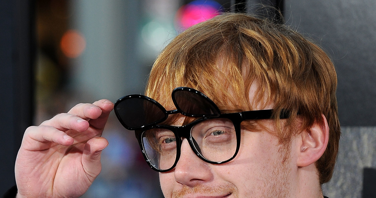 Rupert Grint we wszystkich ośmiu częściach filmowej adaptacji przygód Harry’ego Pottera wcielał się w rolę najlepszego przyjaciela głównego bohatera, Rona Weasleya. Aktor nie wyklucza, że gdyby pojawiła się taka propozycja, to chętnie znów wcieliłby się w postać Rona. Póki co jednak nie ma żadnych planów powrotu czarodziejskiej serii. Studio Warner Bros. rozwija aktualnie inny cykl J.K. Rowling „Fantastyczne zwierzęta”, którego akcja rozgrywa się przed wydarzeniami znanymi z książek o Harrym Potterze.