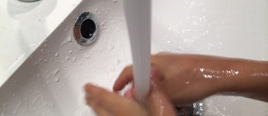 22 ulice i kilka tysięcy domów pozbawionych będzie ciepłej wody przez najbliższy tydzień. Z taką sytuacją będą musieli się zmierzyć mieszkańcy Gorzowa Wielkopolskiego. W dzielnicy Górczyn zaplanowano remont instalacji ciepłowniczej. 