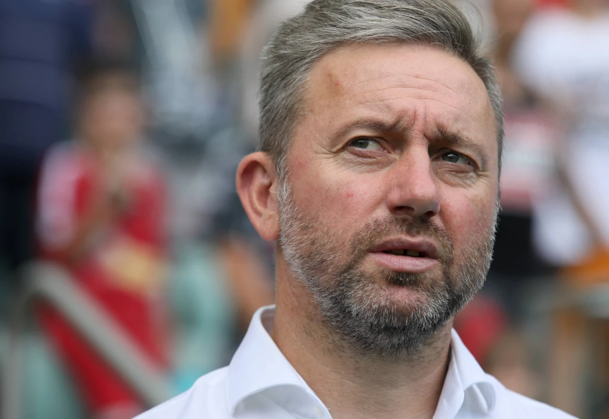 Trener reprezentacji Polski Jerzy Brzęczek ogłosił kadrę na mecz Ligi Narodów z Włochami oraz spotkanie towarzyskie z Irlandią. Na liście znalazło się 27 zawodników. Zabrakło Michała Pazdana, Thiago Cionka, Łukasza Teodorczyka i Kamila Grosickiego, ale w kadrze pojawiło się wielu młodych zawodników.