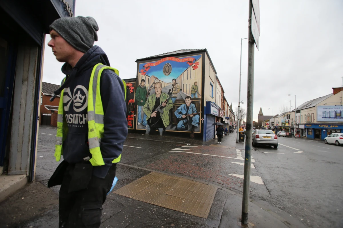 589 dni bez rządu – Irlandia Północna pobija dziś rekord ustanowiony niegdyś przez Belgię. Wprawdzie Ulster nie jest samodzielnym państwem, ale podobnie jak Walia i Szkocja posiada własny parlament. 