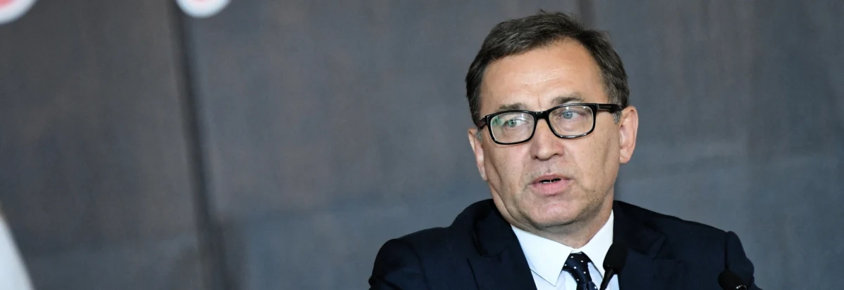 "Jeżeli w porządku międzynarodowym symbolem porozumienia ponad narodami jest Jałta to w porządku wewnętrznym jest to Okrągły Stół - porozumienie ponad Polakami" – stwierdził w Gdańsku prezes Instytutu Pamięci Narodowej Jarosław Szarek. Jak mówił, "z Jałty wychodziliśmy pół wieku, z Okrągłego Stołu wychodzimy blisko trzy dekady". 