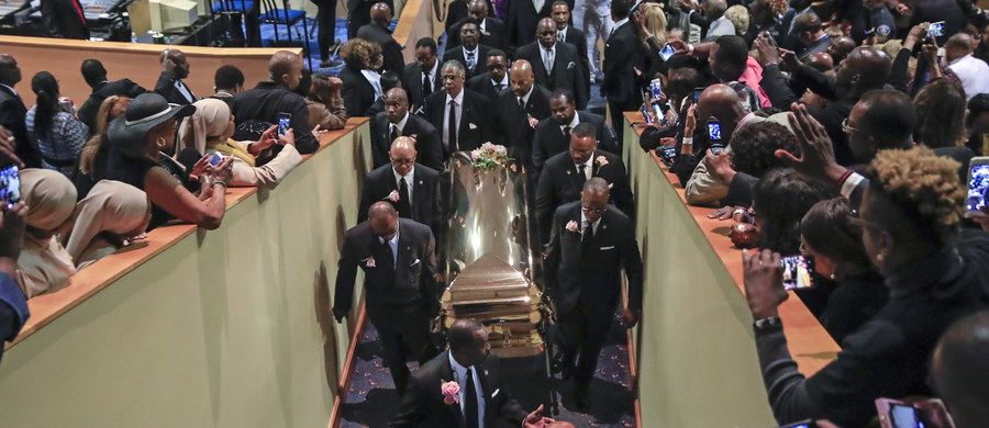 Podczas ceremonii pogrzebowej w kościele w Detroit pożegnano Arethę Franklin nazywaną królową soulu. Legendarna artystka zmarła 16 sierpnia w wieku 76 lat na raka trzustki.
