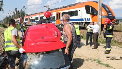 Wypadek w Szaflarach: Na nagraniu słychać pociąg, egzaminator milczy
