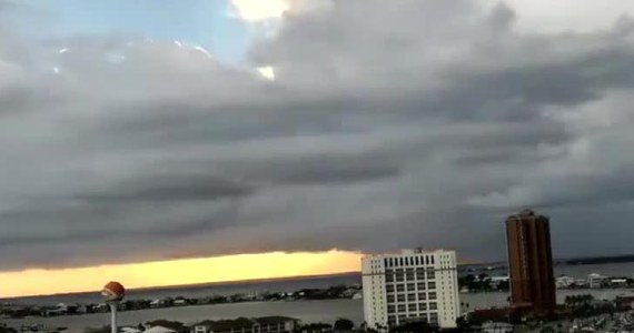 ​Burza tropikalna Gordon najprawdopodobniej przybierze na sile i zamieni się w huragan, gdy we wtorek wieczorem dotrze nad południowo-wschodnie wybrzeże Stanów Zjednoczonych - ostrzegło we wtorek Krajowe Centrum ds. Huraganów (NHC) w Miami.