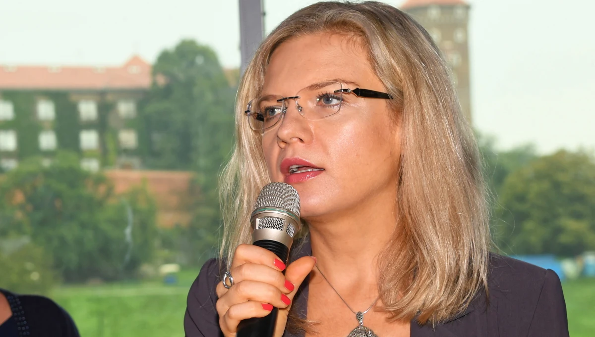 ​Szefowa komisji śledczej ds. Amber Gold Małgorzata Wassermann (PiS) powtórzyła, że przesłuchanie byłego premiera Donalda Tuska przed komisją przesunięto, by nie było zarzutu, że jest ono elementem jej kampanii wyborczej. Zaznaczyła, że ten termin pozwoli jej poprowadzić przesłuchanie, jeśli wygra wybory.