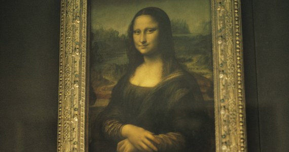 Mona Lisa, bohaterka zapewne najsłynniejszego obrazu w historii sztuki, została właśnie kolejny raz zdiagnozowana. Mandeep R. Mehra z Heart & Vascular Center przy Brigham and Women's Hospital oraz Hilary R. Campbell z University of California w Santa Barbara w liście do redakcji czasopisma "Mayo Clinic Proceedings" przekonują, że poprzednie domysły na temat tego, na co cierpiała bohaterka obrazu Leonarda da Vinci, były błędne. Ich zdaniem, to, co uwieczniono na portrecie Lisy Gherardini, wskazuje na niedoczynność tarczycy, a także prawdopodobne zapalenie tego gruczołu po przebytym porodzie.