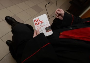 Nowe fakty ws. kontrowersyjnych SMS-ów do prokuratorów