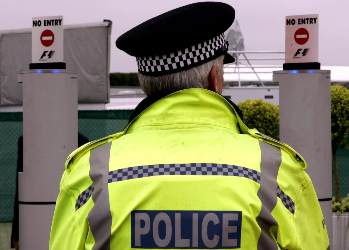 Dwaj obywatele Polski zostali aresztowani w porcie w Dover pod zarzutem przemytu broni i ciężkich narkotyków - poinformowała brytyjska Narodowa Agencja ds. Przestępczości (NCA).