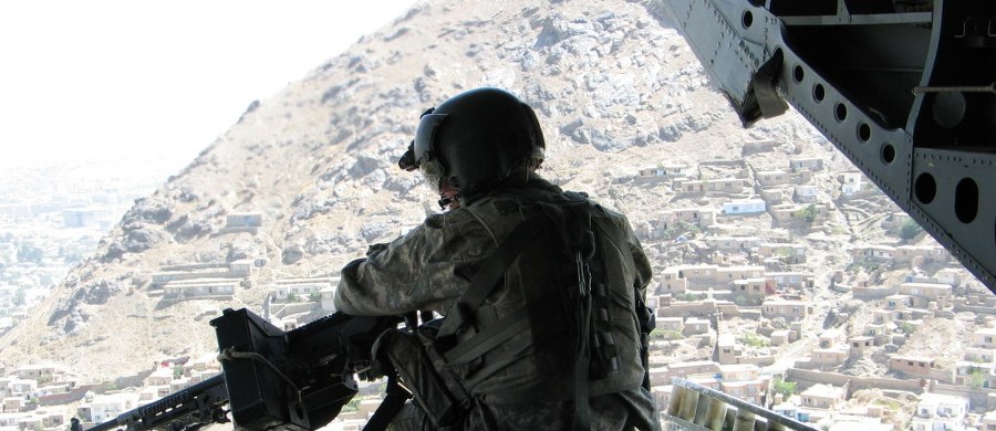 Rząd Pedra Sancheza zakontraktował zakup uzbrojenia o wartości ponad 4,2 miliarda euro w ciągu 100 dni urzędowania. Tak dużej kwoty nie wydał żaden dotychczasowy rząd od czasów frankistowskich. 