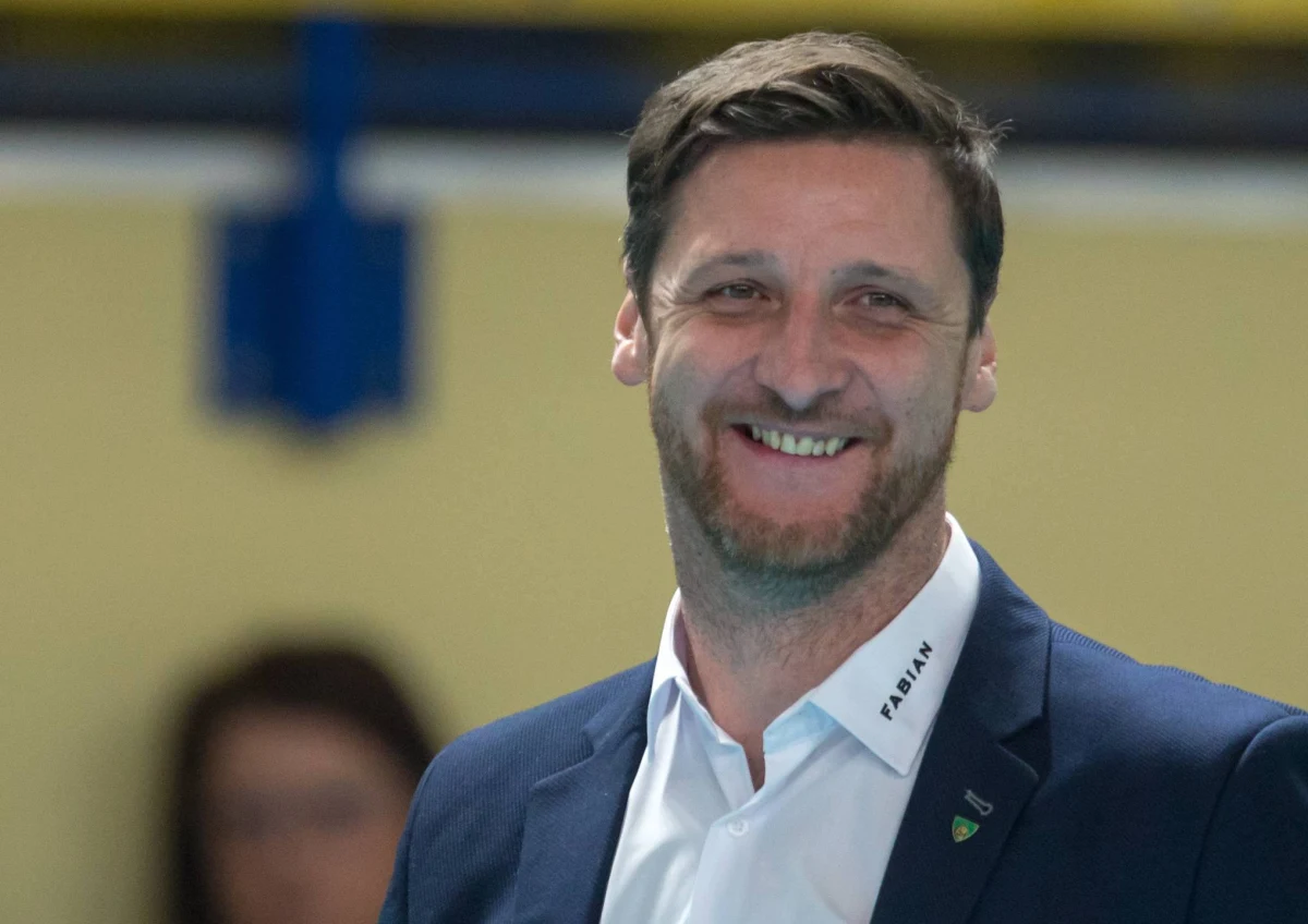 W Bułgarii i Włoszech rozpoczęły się siatkarskie mistrzostwa świata. Polacy swój udział w turnieju rozpoczną w środę od meczu z Kubą. Z Piotrem Gruszką, wielokrotnym reprezentantem Polski, a teraz trenerem GKS-u Katowice, rozmawialiśmy o szansach Polaków i ich rywalach. 