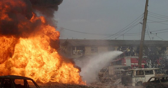 Co najmniej 35 osób zginęło, a ponad sto zostało rannych w eksplozji cysterny z gazem w stanie Nasarawa w środkowej Nigerii -  poinformowała państwowa agencja zarządzania kryzysowego (SEMA) w tym kraju.