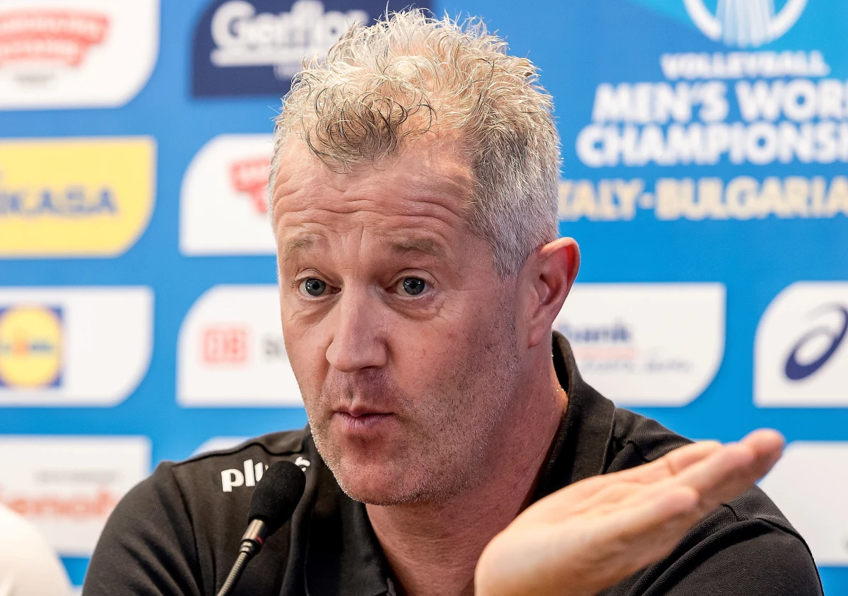 Trener polskich siatkarzy Vital Heynen na dzień przed rozpoczęciem ich występu w mistrzostwach świata cieszy się, że jego zawodników rozpiera energia i omijają kontuzje. "Ale powodów do zmartwień mam bardzo dużo" - zaznaczył w rozmowie z PAP Belg.