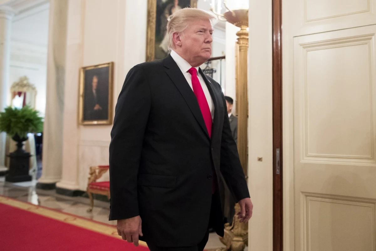 ​Ministrowie finansów Niemiec, W. Brytanii i Francji przygotowują rozwiązanie, mające umożliwić firmom z Unii Europejskiej omijanie sankcji, jakie od początku listopada USA chcą wprowadzić wobec Iranu - informuje w piątek "Der Spiegel" w wydaniu online.