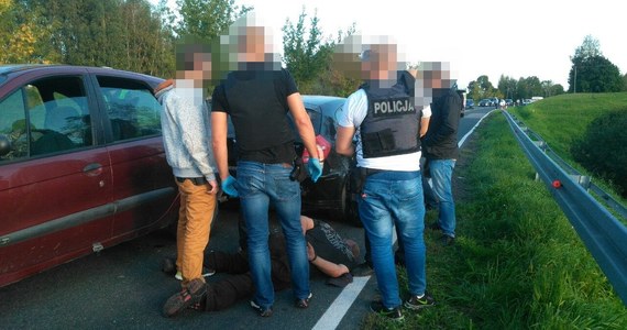 ​Policjanci zatrzymali 51-letniego mężczyznę, który jest podejrzewany o zabójstwo kobiety w jednym z mieszkań w Mrągowie w Warmińsko-Mazurskiem.