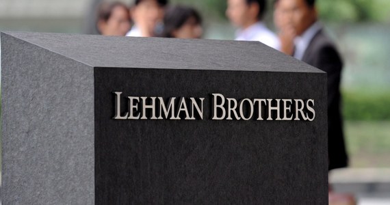 Mija dokładnie 10 lat od upadku amerykańskiego banku Lehman Brothers. Wydarzyło się to 15 września 2008 roku - i ten dzień był symbolicznym początkiem wielkiego kryzysu finansowego, którego skutki odczuwamy do dzisiaj.