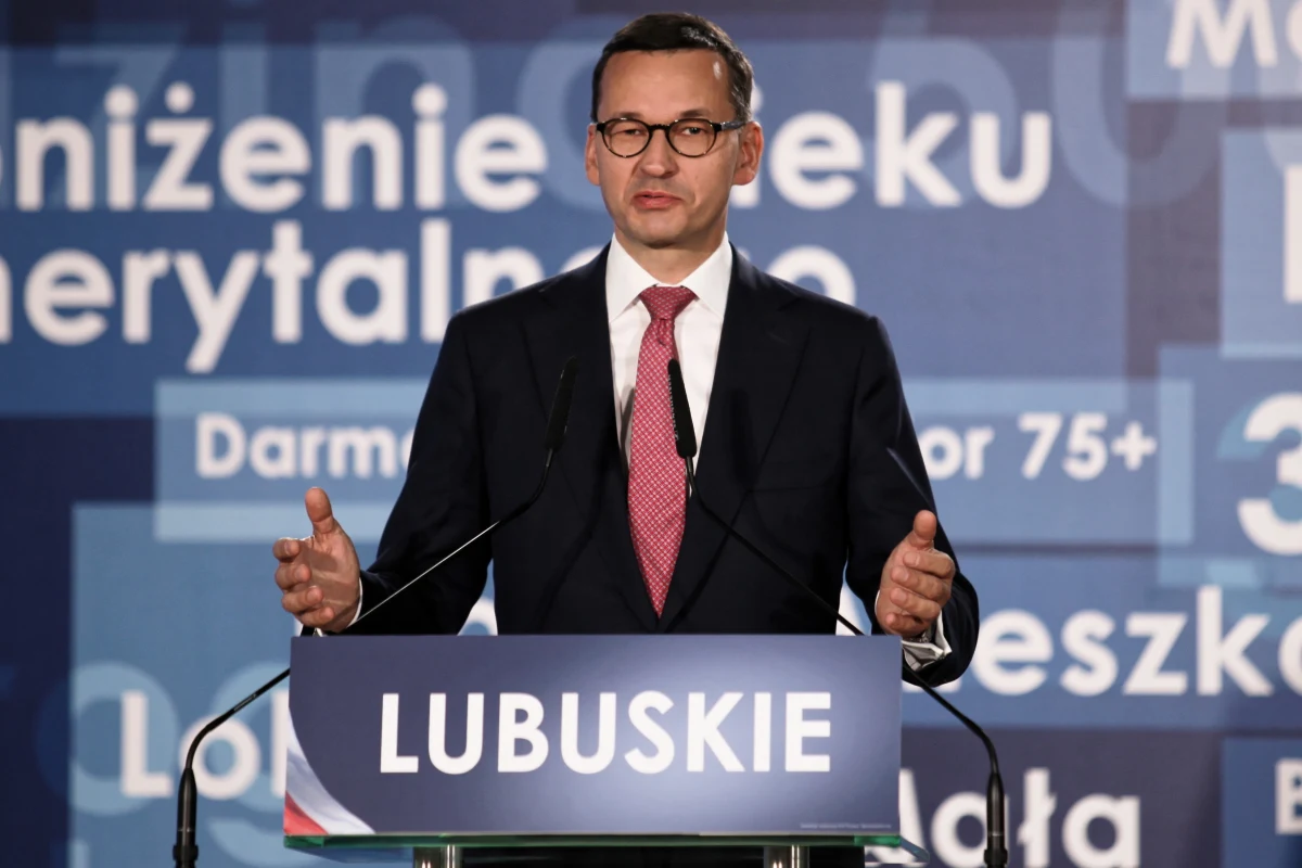 ​Przebudowujemy Polskę w duchu solidarności społecznej, wolności, dostępności usług publicznych i demokracji; nasz proces przemiany gospodarczo-społecznej jest nieodwracalny - oświadczył w sobotę premier Mateusz Morawiecki podczas konwencji regionalnej PiS w Zielonej Górze.