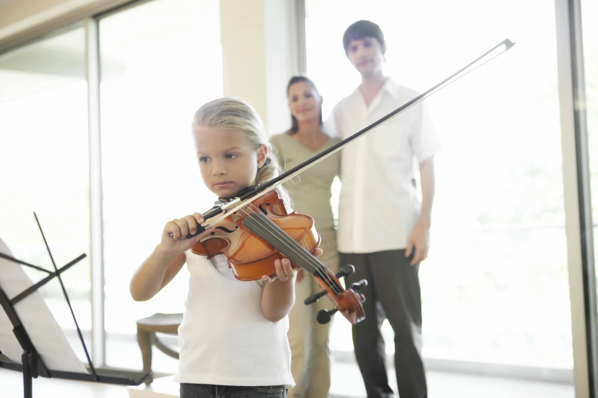 Zajęcia pozalekcyjne pozytywnie wpływają na rozwój, ale musimy znać możliwości naszego dziecka - przestrzega psycholog dziecięcy Anna Jeziorek w rozmowie z dziennikarką RMF FM Marleną Chudzio. Wrzesień to w wielu domach czas ustalania nowego planu zajęć i sposobów spędzania wolnego czasu. Często jednak nie doceniamy wagi relaksu.