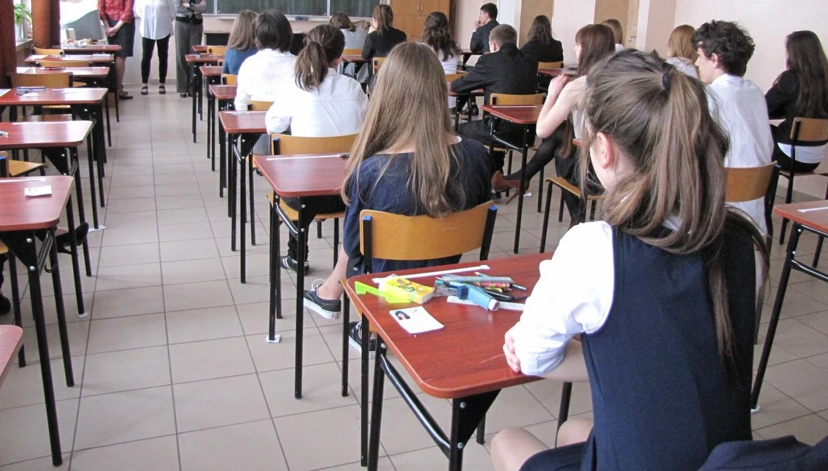 Od lat RMF FM i "Dziennik Gazeta Prawna" pomagały uczniom trzecich klas gimnazjalnych sprawdzić wiedzę przed testem kończącym ten etap nauki. W 2019 roku egzamin gimnazjalny odbędzie się po raz ostatni. W najbliższych dniach do wydań "DGP" będą dołączane przykładowe testy.