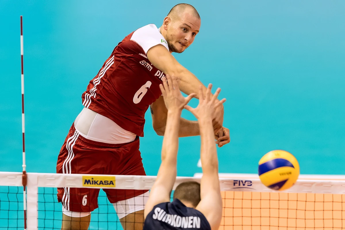 Rozpoczynający się sportowy tydzień przyniesie masę emocji. Zapewnią je na pewno biało-czerwoni siatkarze, którzy są już pewni awansu do drugiej fazy mistrzostw świata i rozegrają na pewno jeszcze pięć meczów. Fani piłki nożnej czekają na pewno na pierwsze mecze fazy grupowej Ligi Mistrzów. W piątek rusza za to 75. Rajd Polski.