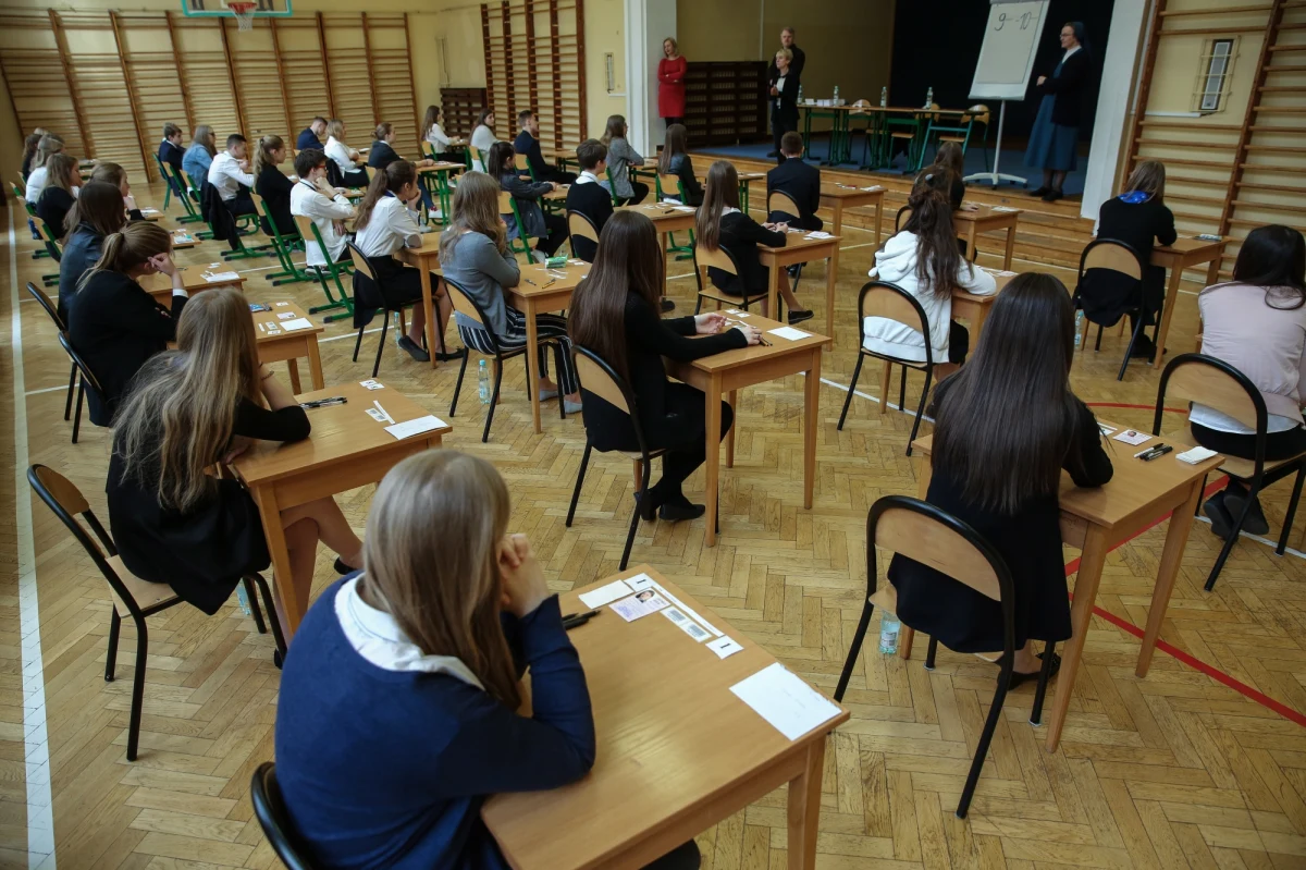 Przygotowujecie się do egzaminu gimnazjalnego i chcecie sprawdzić swoją wiedzę? W najbliższych dniach do wydań "Dziennika Gazety Prawnej" będą dołączane przykładowe testy.