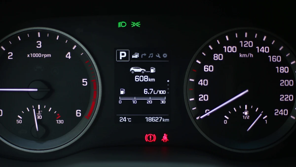 Rada Ministrów zaakceptowała przygotowane w Ministerstwie Sprawiedliwości propozycje zmian w prawie, które pozwolą ukrócić "przekręcanie" liczników w używanych samochodach - poinformowało Biuro Komunikacji i Promocji Ministerstwa Sprawiedliwości.