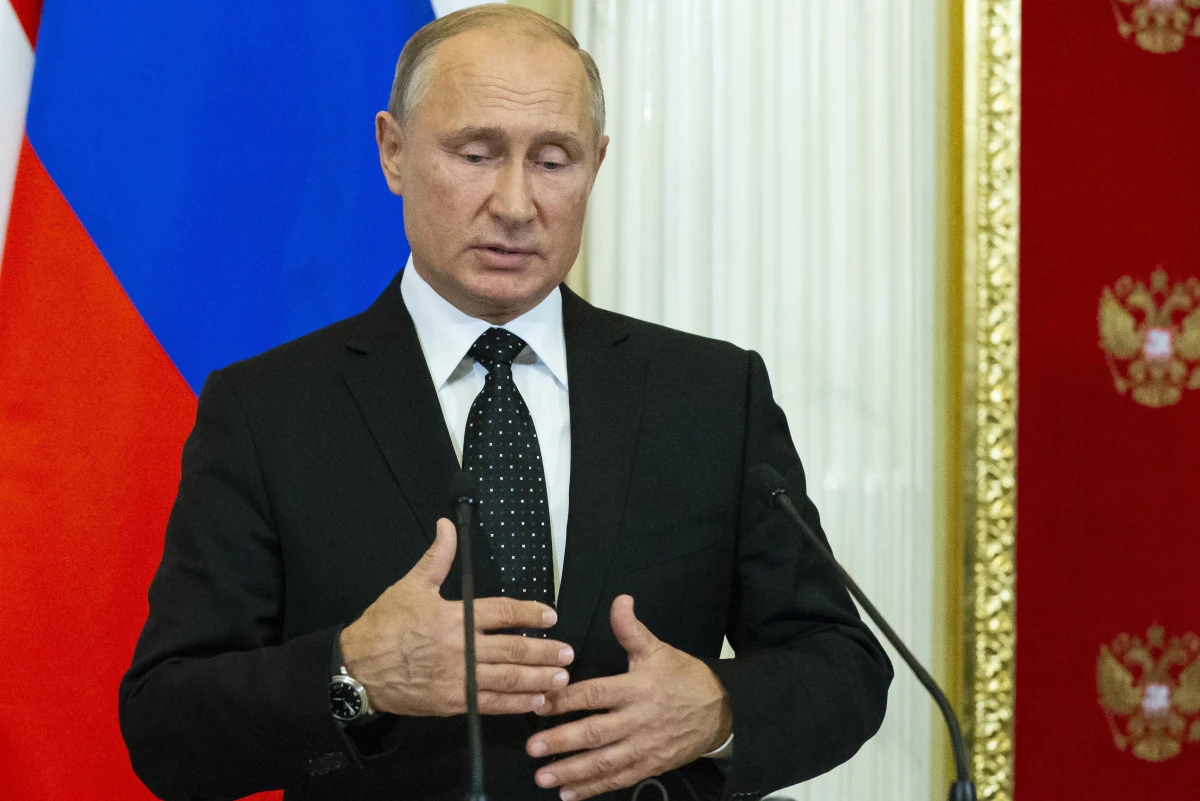 ​Prezydent Rosji Władimir Putin podpisał rozporządzenie o przekazaniu władzom Czeczenii wszystkich akcji koncernu naftowego Czeczennieftiechimprom. Obecnie akcje koncernu należą do federalnej agencji zarządzania majątkiem państwowym, a zarządza nimi Rosnieft.