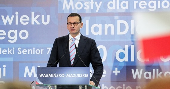 Nie ma silnej gospodarki bez silnego, świadomego, obywatelskiego społeczeństwa - powiedział premier Mateusz Morawiecki podczas regionalnej konwencji samorządowej PiS w Olsztynie. Wskazał, że państwo musi "ręka w rękę" z samorządami i przedsiębiorcami wypracować lepsze zasady podziału owoców pracy.