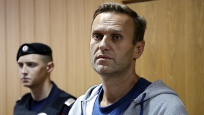 Aleksiej Nawalny zatrzymany zaraz po wyjściu z aresztu