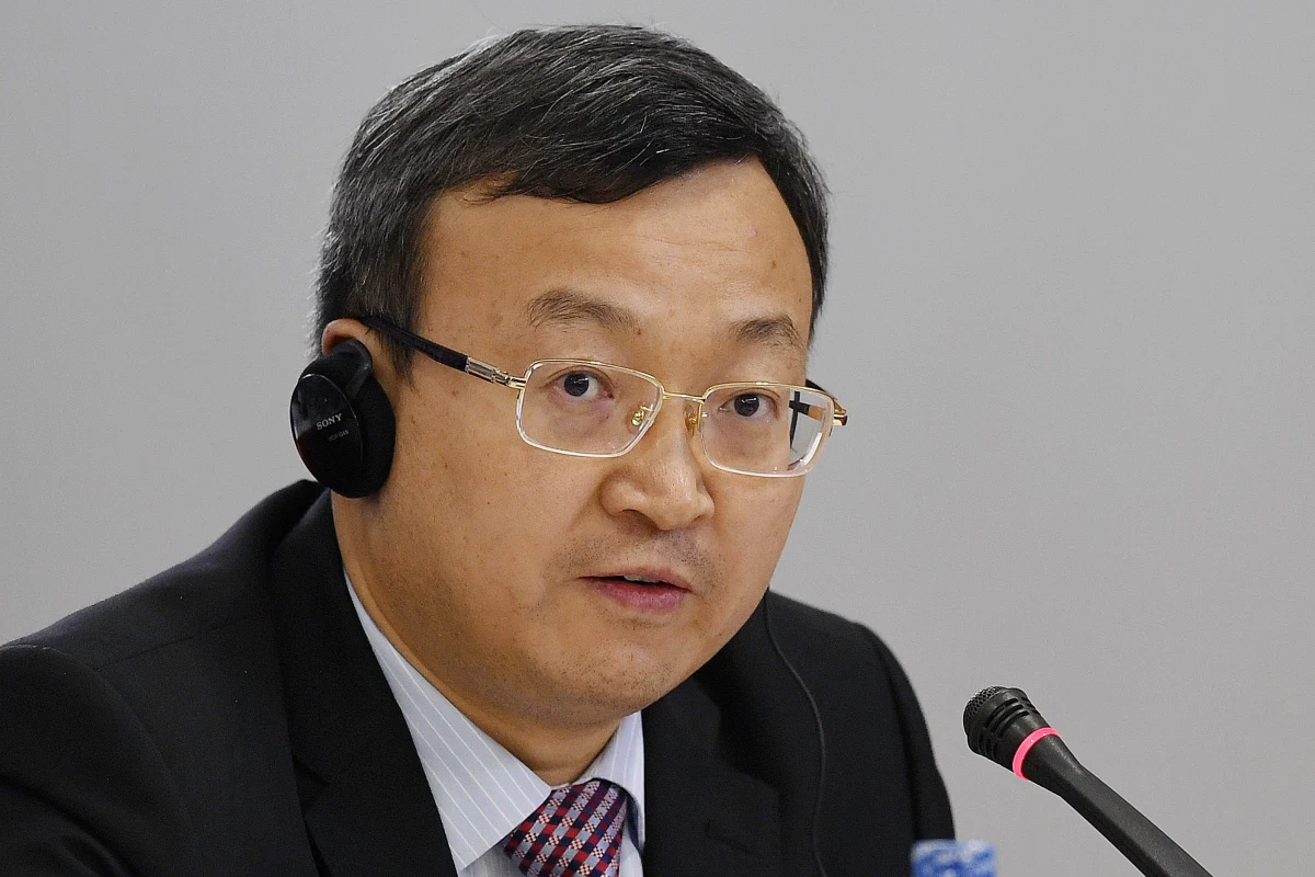 Chiny są gotowe wznowić rokowania handlowe z USA, ale trudno jest negocjować, gdy Waszyngton przystawia nam "nóż do gardła" - oświadczył wiceminister handlu ChRL Wang Shouwen, komentując najnowszą eskalację konfliktu celnego pomiędzy tymi krajami. Wznowienie negocjacji będzie zależało od woli osiągnięcia porozumienia po stronie amerykańskiej - dodał wiceminister na konferencji prasowej w Pekinie.