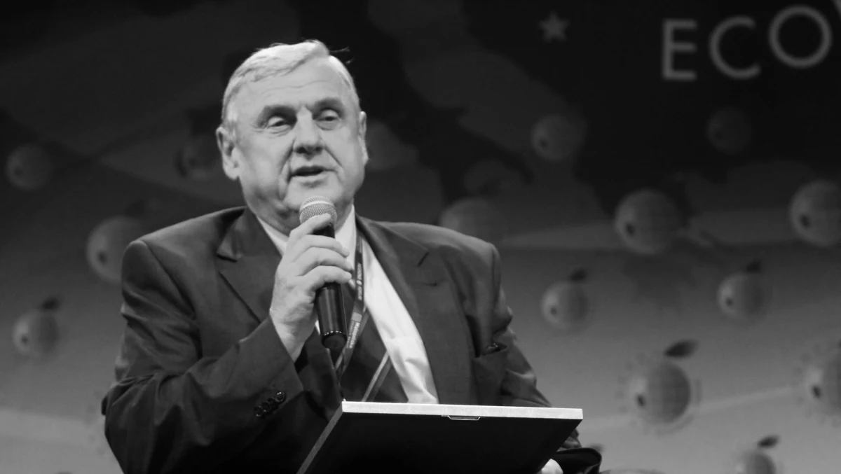 W wieku 67 lat zmarł były wieloletni prezydent Rybnika Adam Fudali - jeden z najbardziej znanych śląskich samorządowców, przez 16 lat pełniący funkcję prezydenta tego blisko 140-tysięcznego śląskiego miasta. O jego śmierci poinformował we wtorek Urząd Miasta w Rybniku.