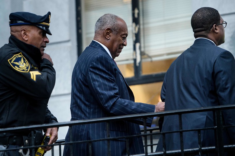 Sąd w Norristown w stanie Pensylwania skazał we wtorek Billa Cosby'ego na minimum trzy lata więzienia. 81-letniego aktora uznano za "agresywnego drapieżcę seksualnego". Cosby w 2004 r. podał kobiecie środki oszałamiające, po czym ją zgwałcił.

 