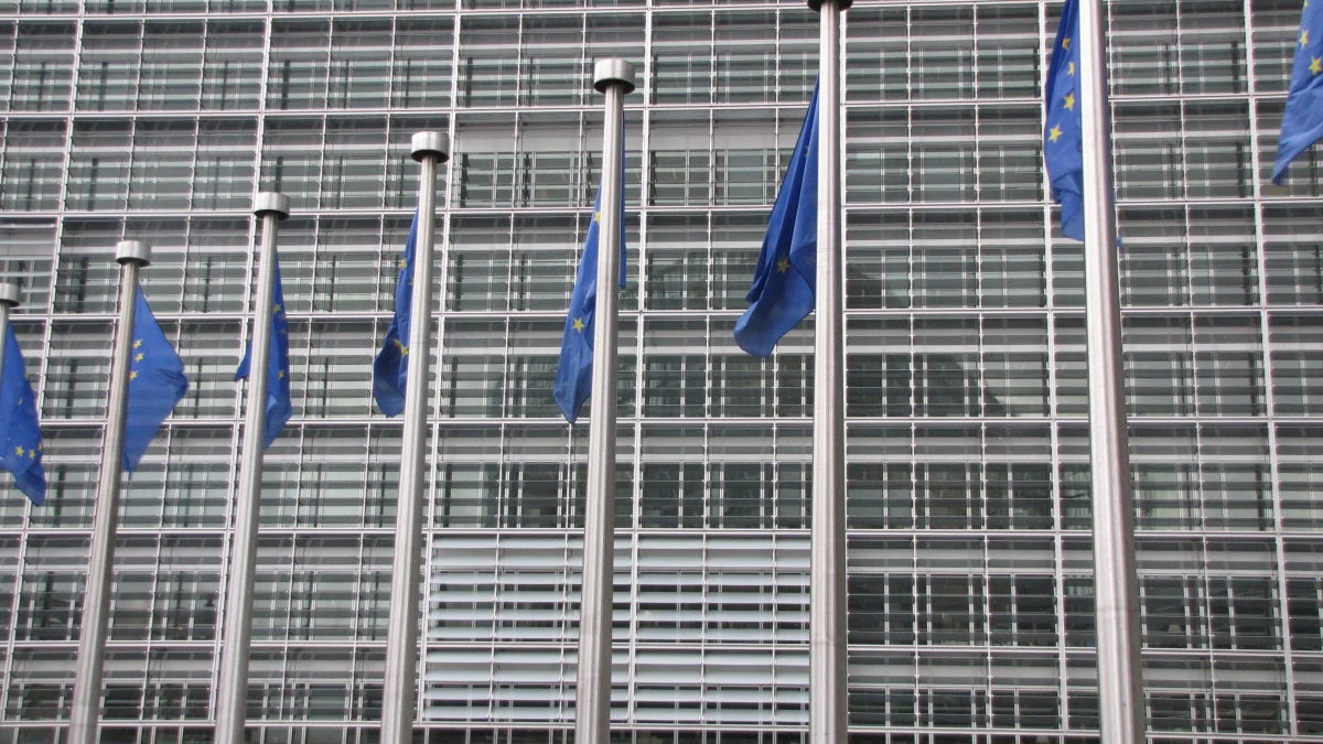 Parlament Europejski odniósł zwycięstwo w batalii o nieujawnianie wykazów dotyczących wydatków europosłów: Sąd UE przyznał rację PE, że ten nie musi przekazywać prasie dokumentów ws. diet eurodeputowanych, wydatków na podróże czy asystentów.