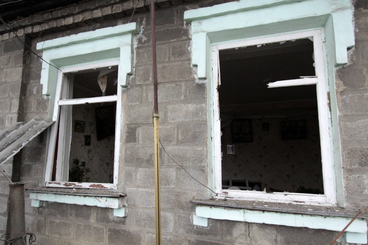 Trzy osoby zostały ranne w sobotę w wybuchu w Doniecku, bastionie prorosyjskich separatystów na wschodzie Ukrainy - poinformowała ukraińska policja. Wśród rannych jest kandydat ubiegający się o stanowisko szefa separatystycznej Donieckiej Republiki Ludowej.
