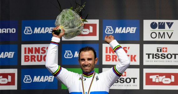 Hiszpan Alejandro Valverde zdobył w Innsbrucku tytuł mistrza świata kolarskiej elity w wyścigu ze startu wspólnego, wygrywając finisz z  czteroosobowej grupy. Srebro wywalczył Francuz Romain Bardet, a brąz – Kanadyjczyk Michael Woods. Tuż za podium uplasował się Holender Tom Dumoulin.