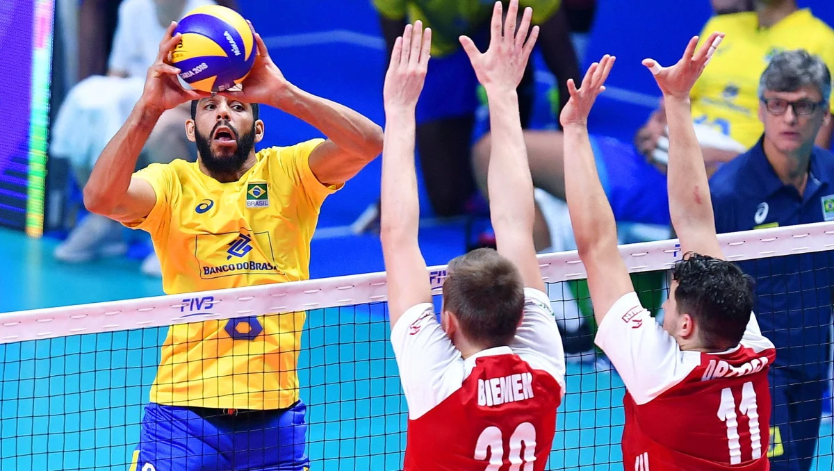 Jako "apatyczną" i "poniżej średniej" określono w brazylijskich mediach grę reprezentacji Brazylii w finale mistrzostw świata siatkarzy z Polską. Biało-czerwoni wygrali w Turynie 3:0. Przed czterema laty w spotkaniu o tytuł też pokonali "Canarinhos", tyle że 3:1.