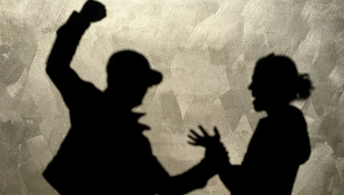 Gdańska prokuratura oskarżyła 37-letniego trenera fitnessu ou to, że podczas kłótni pobił swoją partnerkę. Miał jej m.in. złamać nos. Do zdarzenia doszło w kwietniu. 