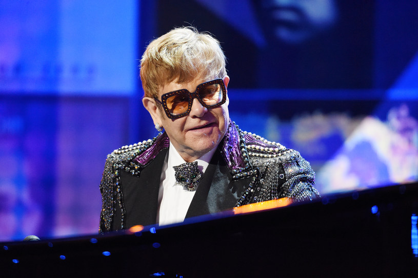 Taron Egerton zagra sir Eltona Johna w "epickim musicalu fantasy" - jak mówią o filmie "Rocketman" jego twórcy. Film ma trafić do kin latem przyszłego roku, a tytuł nawiązuje do jednego z najbardziej znanych przebojów Eltona Johna.