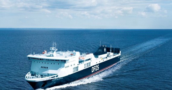 Prom Regina Seaways miał problemy na Bałtyku, na rosyjskich wodach, 135 kilometrów od Kaliningradu. Początkowo litewskie media informowały, że na jednostce wybuchł pożar. Według agencji Ria Novosti ogień został szybko stłumiony. Z kolei duńska firma DFDS, właściciel tej jednostki, twierdził, że nie było ognia, a jedynie dym spowodowany usterką. Prom samodzielnie dopłynął do Kłajpedy. Towarzyszyły mu litewskie okręty wojenne.