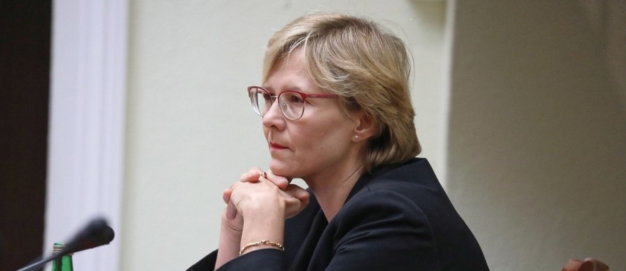 Sejmowe komisje polityki społecznej i rodziny oraz edukacji, nauki i młodzieży zarekomendowały kandydatkę Prawa i Sprawiedliwości Agnieszkę Marię Dudzińską na Rrzecznika Praw Dziecka. Dudzińska jest jedynym kandydatem na to stanowisko.