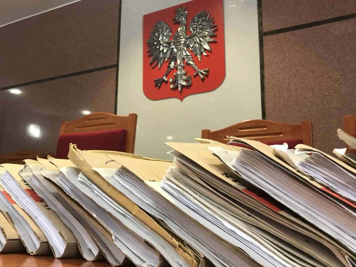 Do unijnego Trybunału Sprawiedliwości w Luksemburgu wpłynęła skarga Komisji Europejskiej przeciwko Polsce w związku z ustawą o Sądzie Najwyższym. Wraz ze skargą Komisja wniosła też o zastosowanie środków tymczasowych oraz trybu przyspieszonego.