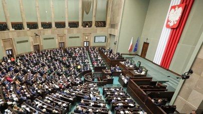 Sejm: Projekt ws. likwidacji obowiązku szczepień trafi do komisji