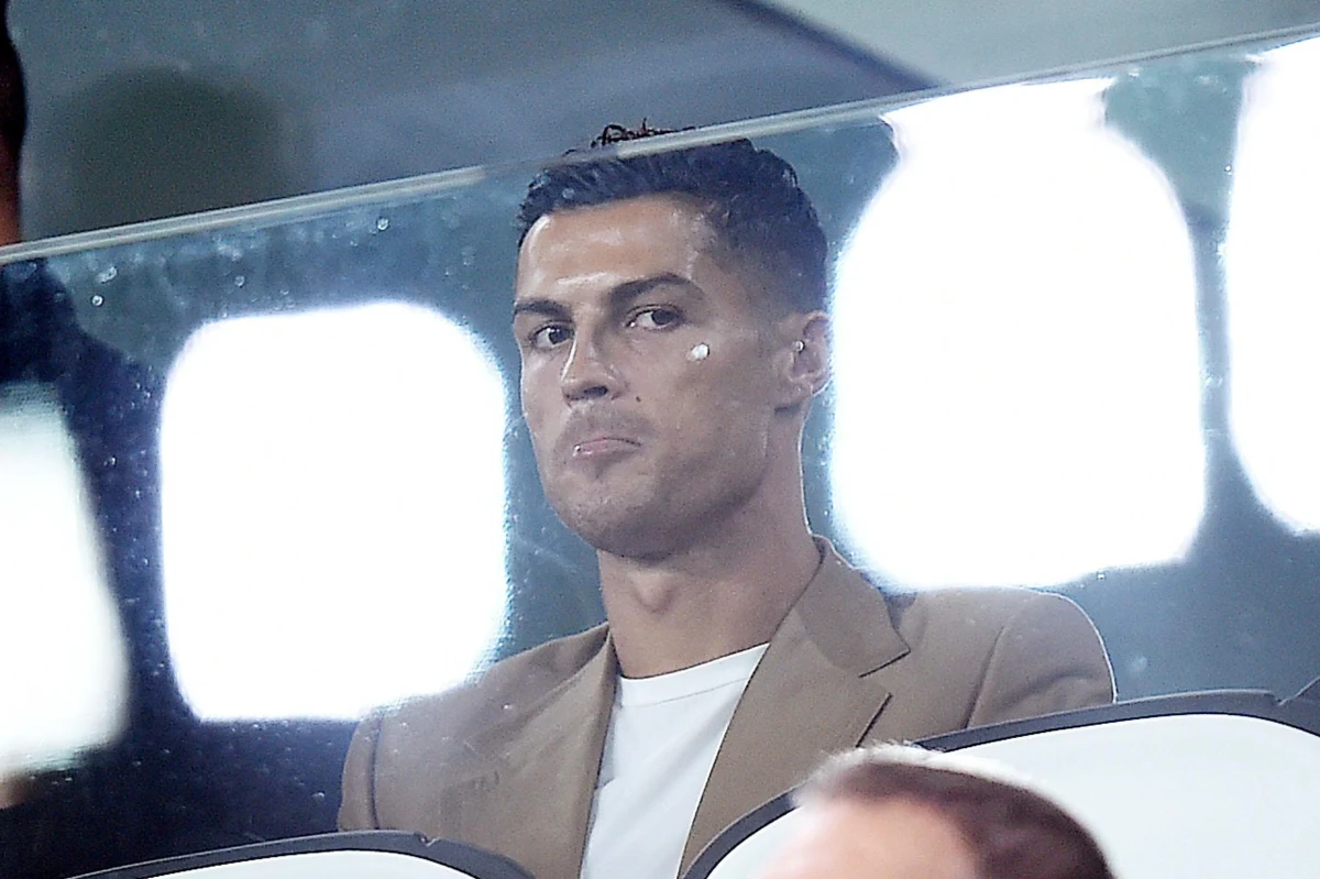 Cristiano Ronaldo nie został powołany do piłkarskiej reprezentacji Portugalii na mecz z Polską 11 października w Lidze Narodów i towarzyski ze Szkocją trzy dni później. W czwartek trener mistrzów Europy Fernando Santos ogłosił 25-osobowy skład kadry.