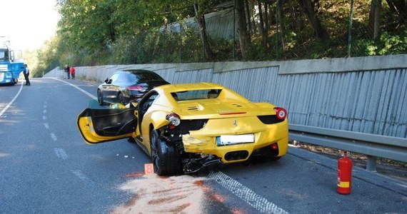 Na jaw wychodzą nowe fakty dotyczące wypadku, który spowodowali polscy kierowcy ścigający luksusowymi samochodami na drodze w Dolnym Kubinie na Słowacji. W wypadku zginął 57-letni Słowak. Jak dowiedział się dziennik.pl, jeden z kierowców był poszukiwany przez polską policję jako zaginiony z próbą samobójczą.