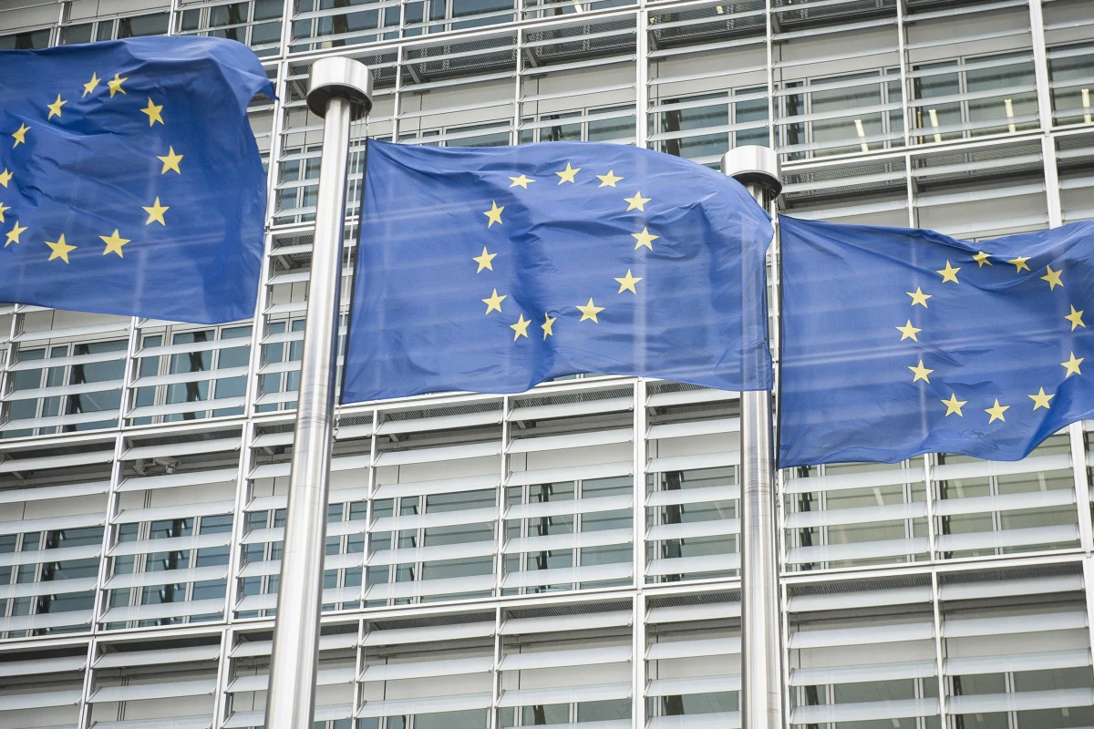 ​Komisja Europejska z zaniepokojeniem przyjęła wstępnie projekt włoskiego budżetu opracowany przez rząd w Rzymie. W liście do ministra finansów Włoch Giovanniego Trii dwóch komisarzy UE uznało, że cele budżetu różnią się wcześniejszych ustaleń.