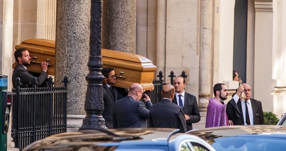 Msza pogrzebowa w intencji zmarłego w poniedziałek w wieku 94 lat słynnego francuskiego piosenkarza ormiańskiego pochodzenia Charlesa Aznavoura została odprawiona w katedrze ormiańskiej Saint-Jean-Baptiste, niedaleko Pól Elizejskich w Paryżu.