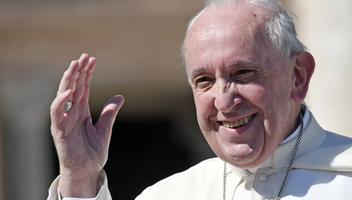 ​Papież Franciszek przestrzegł przed populizmem, który - jak tłumaczył podczas spotkania z młodzieżą - nie ma nic wspólnego z ludem, do którego się odwołuje. Wzorem w populizmie jest "zamknięcie", a przy takiej postawie donikąd się nie dojdzie - zauważył.