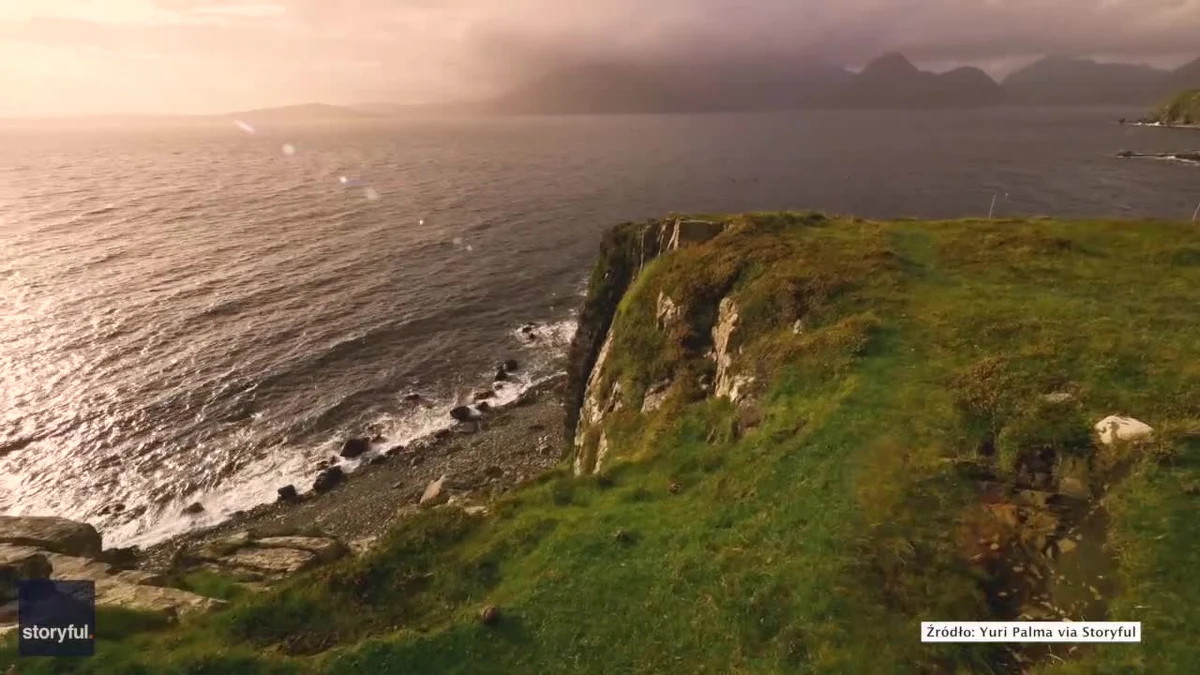 Młody fotograf Yuri Palma stworzył niesamowity film prezentujący krajobrazy szkockiej wyspy Skye. Na nagraniu widać surowe, ale jednocześnie piękne oblicze wyspy.