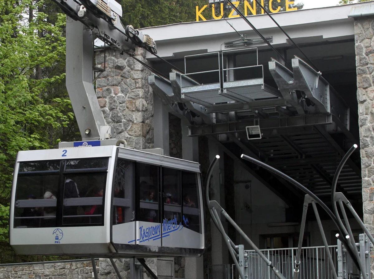 Polski Fundusz Rozwoju odkupi od zagranicznego funduszu Polskie Koleje Linowe. PKL to najstarszy i największy operator kolei i wyciągów górskich, między innymi na Kasprowy Wierch, Gubałówkę i Jaworzynę Krynicką.