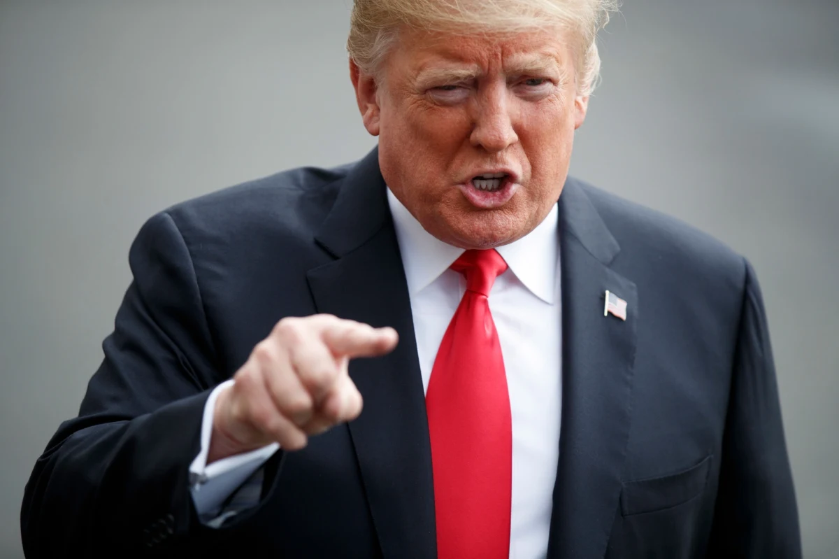 Ustalamy kwestię kolejnego spotkania z przywódcą Korei Północnej Kim Dzong Unem - poinformował prezydent USA Donald Trump. Jak ujawnił, omawiane są "trzy lub cztery różne lokalizacje" szczytu, ale najprawdopodobniej nie będzie to Singapur.